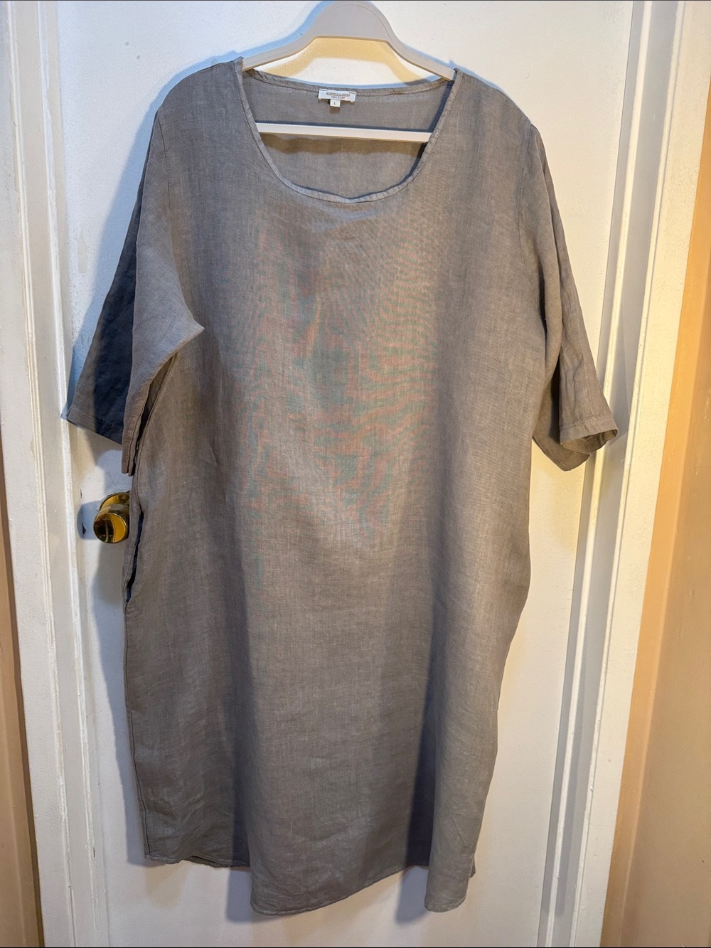 Relaxed Scoop Neck Linen Midi Dress in Light Gray